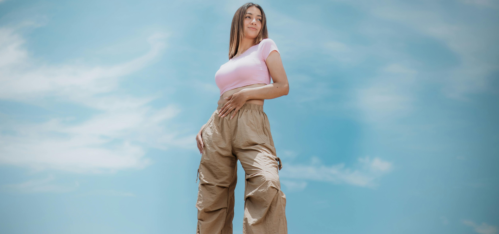 slider image slider_item_p3f7kD